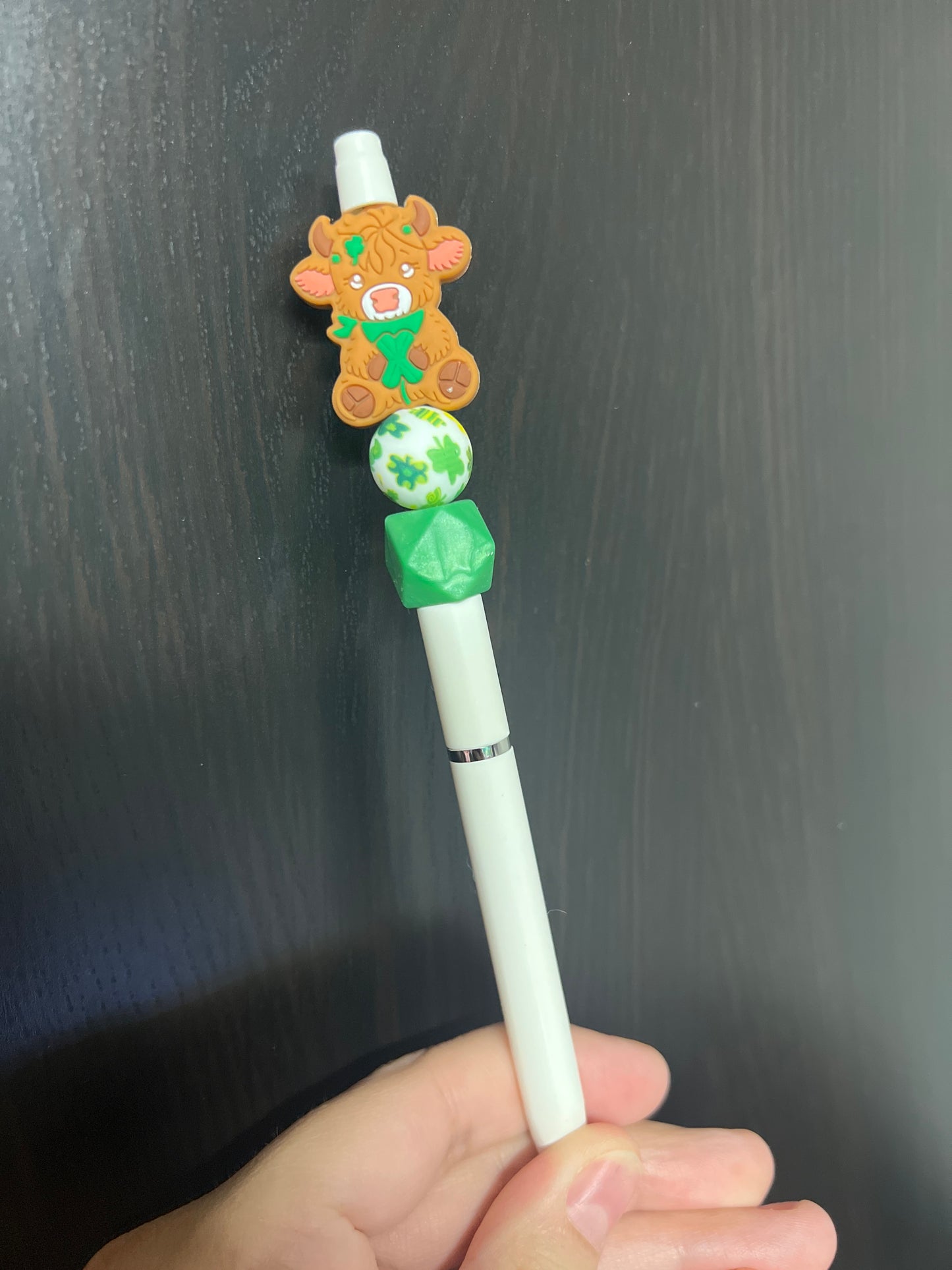 Lucky Highland Cow Pen