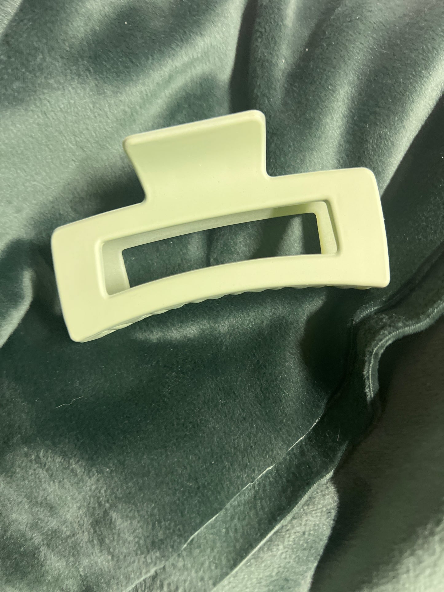 Solid Claw Clips
