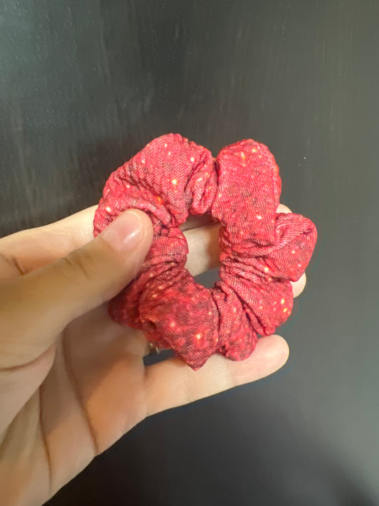 Red Christmas Shimmer Mini Scrunchie