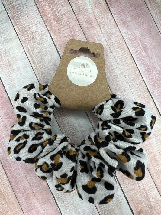 Leopard Ribbed Scrunchie