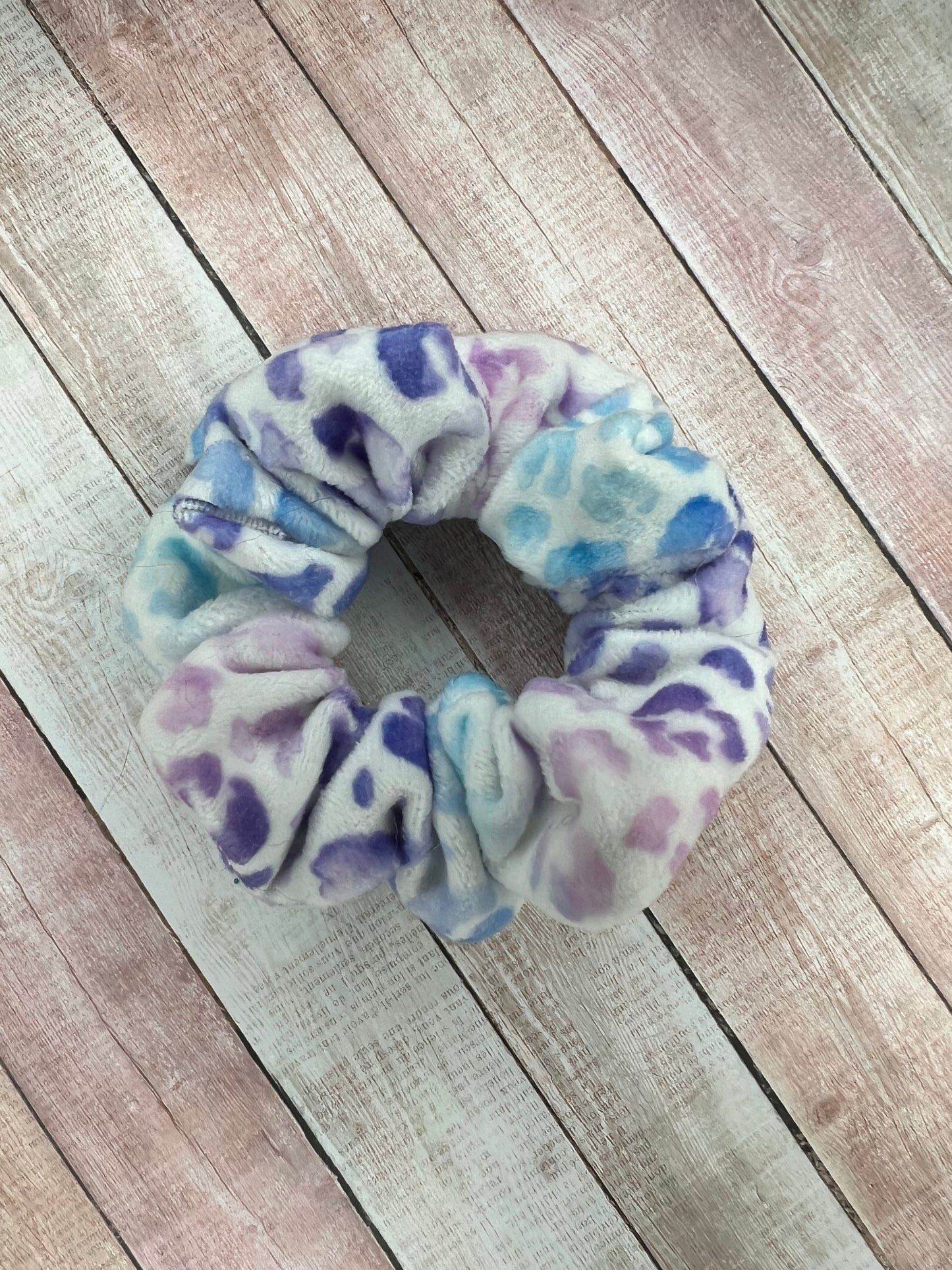 Pastel Cheetah Mini Scrunchie