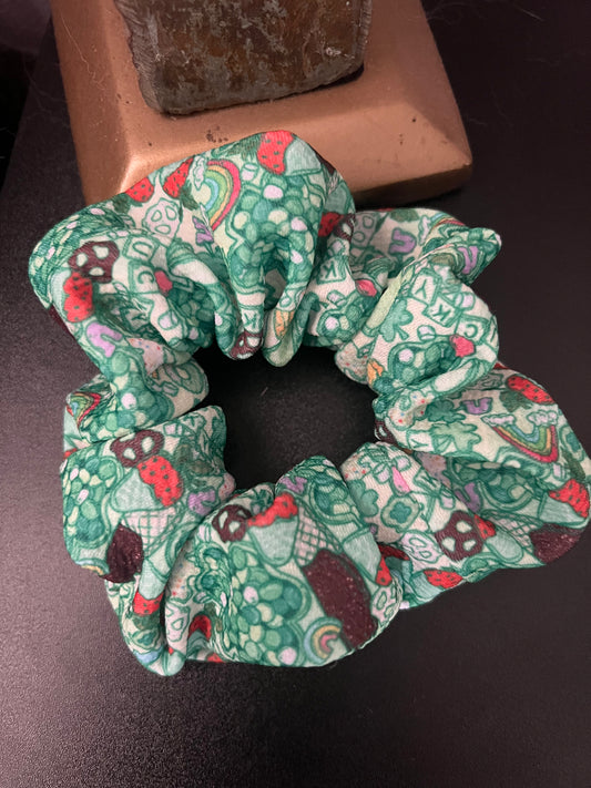 St Pattie’s Luck Mini Scrunchie